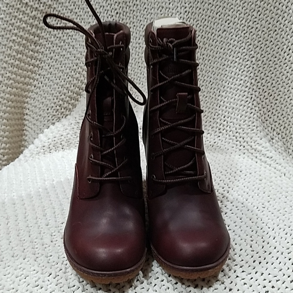 Timberland Booties - Picture 2 of 4